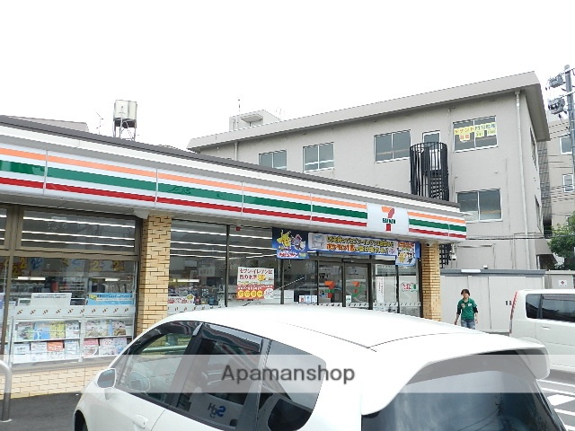 コンビニ　セブンイレブン門司大里戸ノ上１丁目店（コンビニ）まで418m
