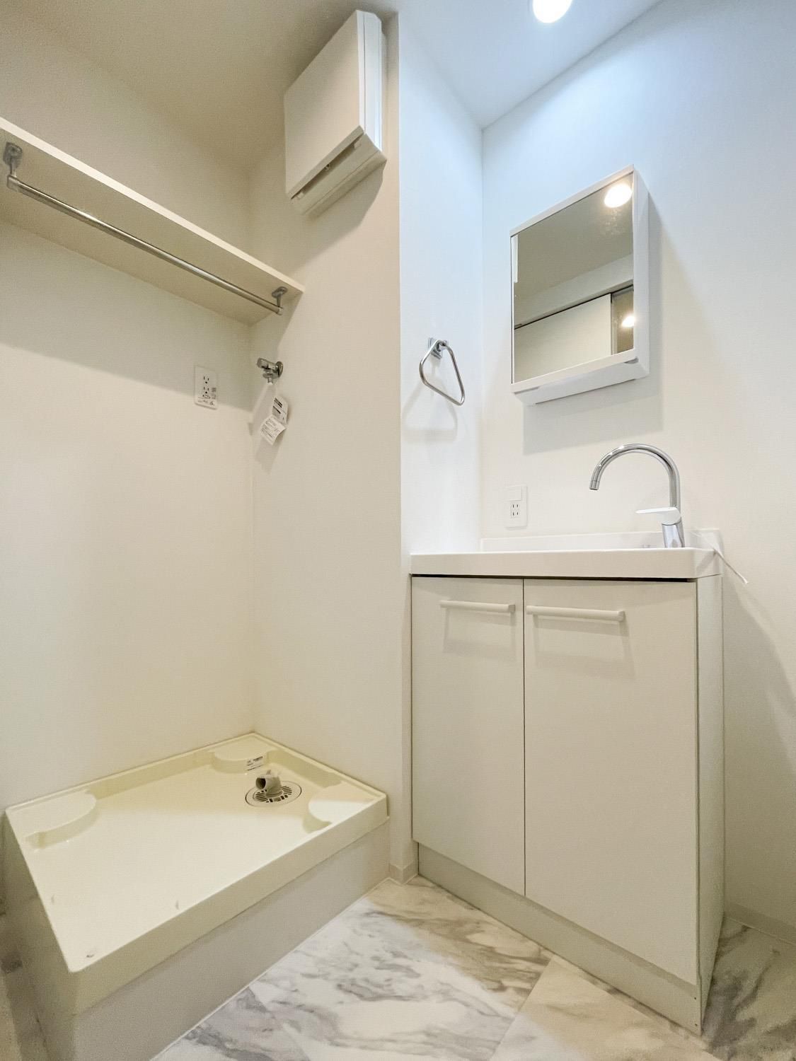 バス・シャワールーム　Alivis南福岡south