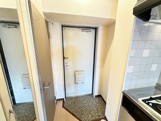 玄関　※別部屋の写真です