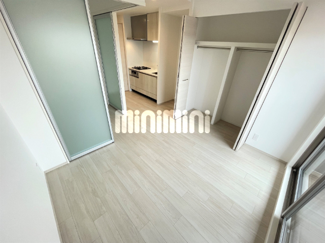 居室・リビング　別部屋の写真です。