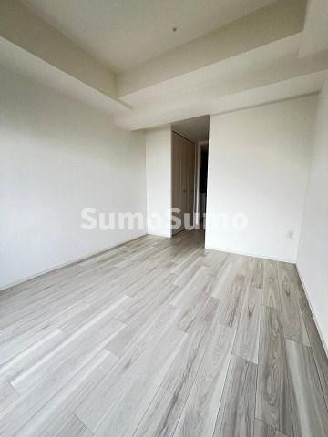 居室・リビング　こちらのリビングで趣味の時間をお楽しみください