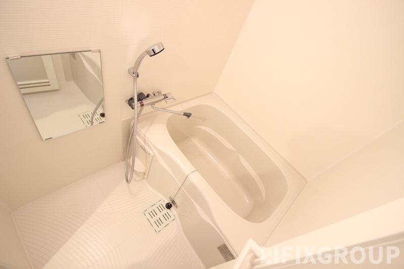 バス・シャワールーム　風呂