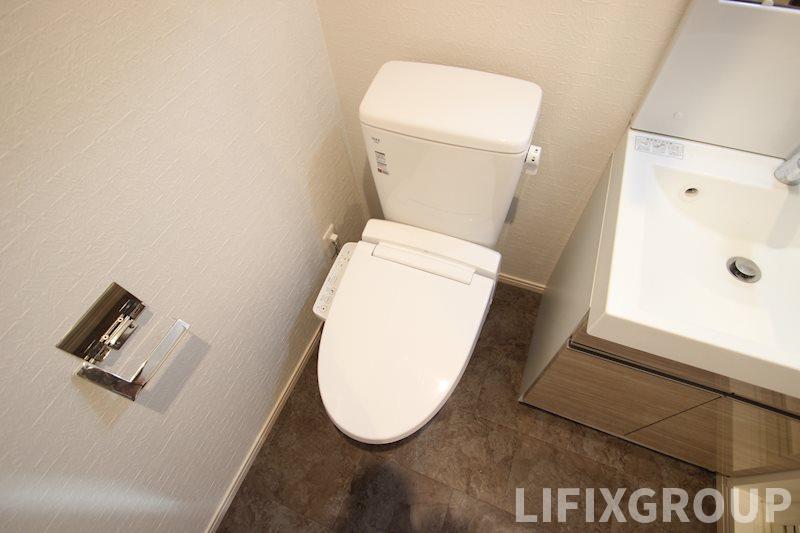 トイレ　トイレ