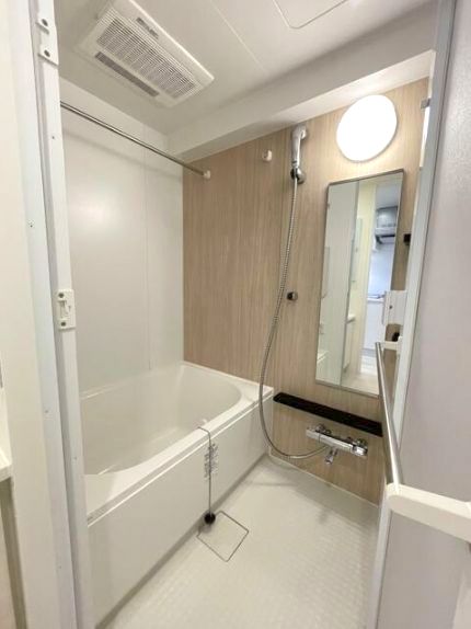 バス・シャワールーム