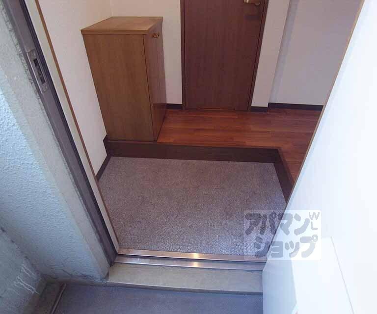 玄関　玄関です。