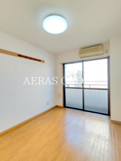 居室・リビング　同仕様