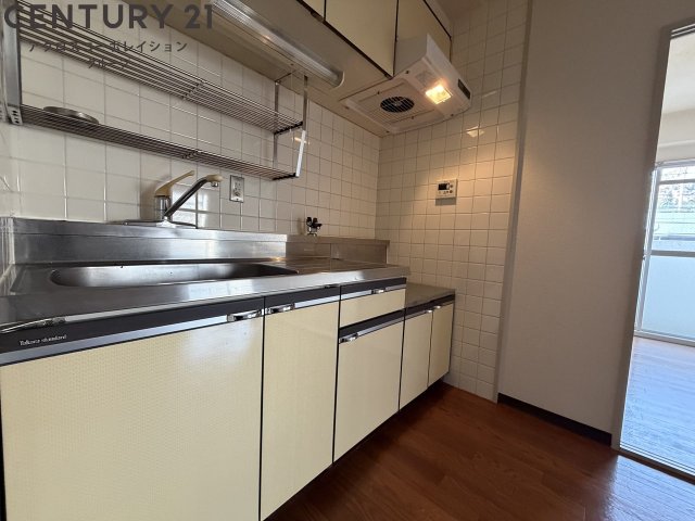 キッチン　キッチンでお料理をお楽しみください