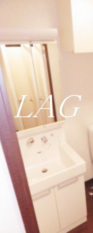 洗面設備　洗面台です。