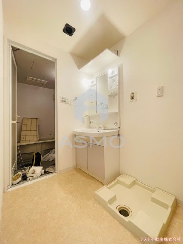 洗面設備　同マンション別部屋　参考写真