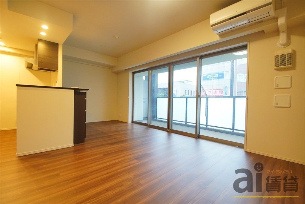 居室・リビング　※別号室写真です。