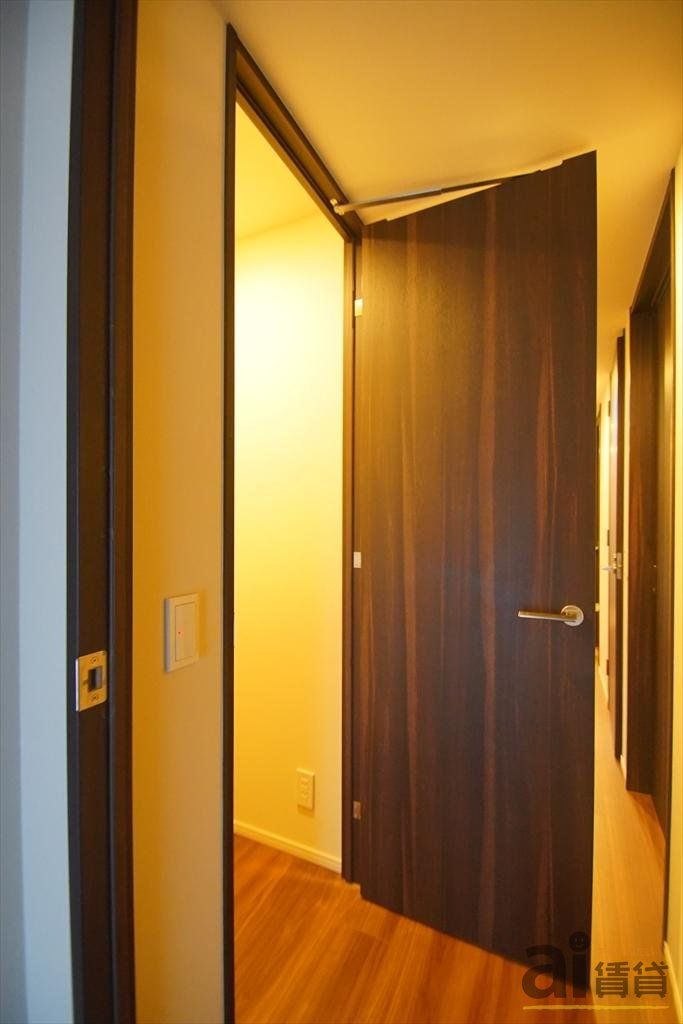 収納　※別号室写真です。