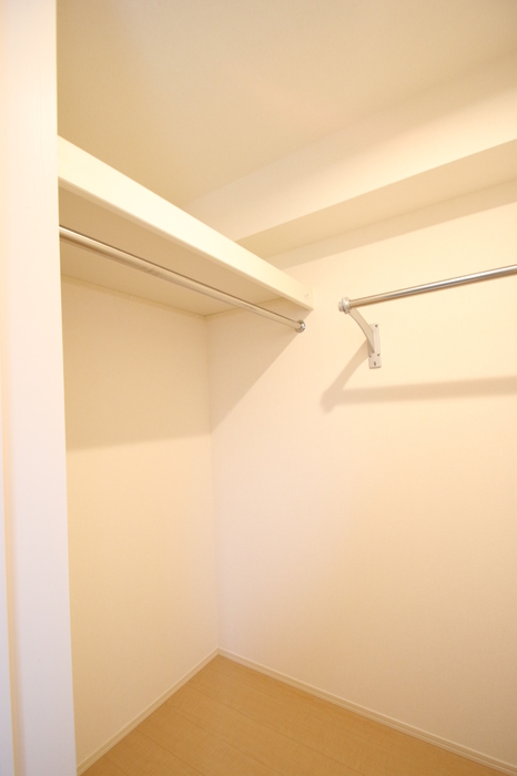 収納　ウォークインクローゼット
