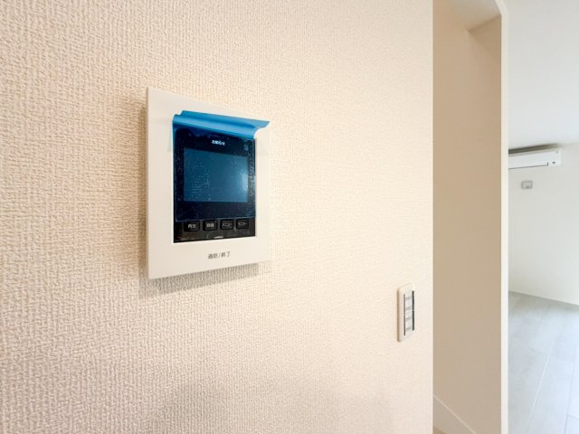 セキュリティ　モニター付きインターフォン