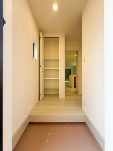 玄関　玄関です