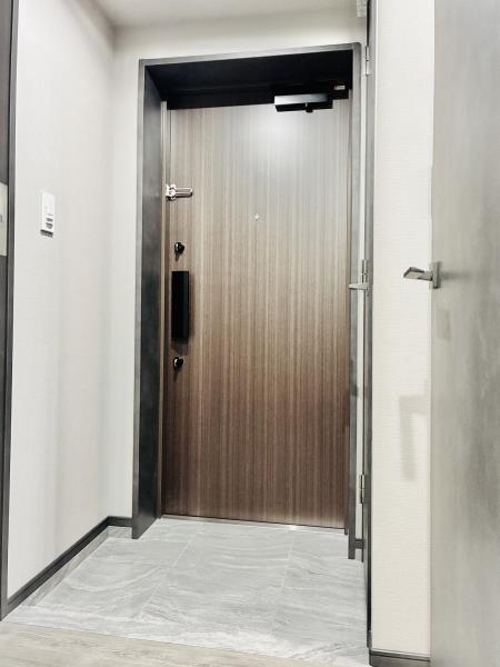 玄関　明るい玄関です