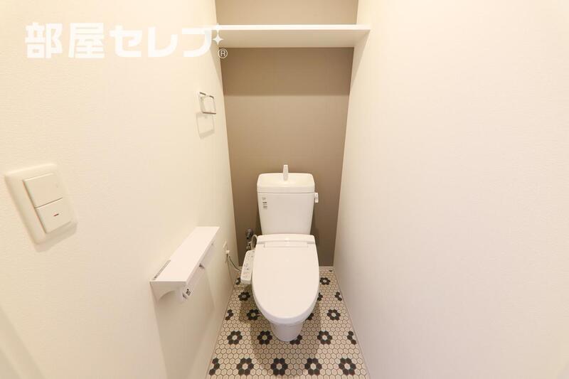 トイレ　個室トイレ