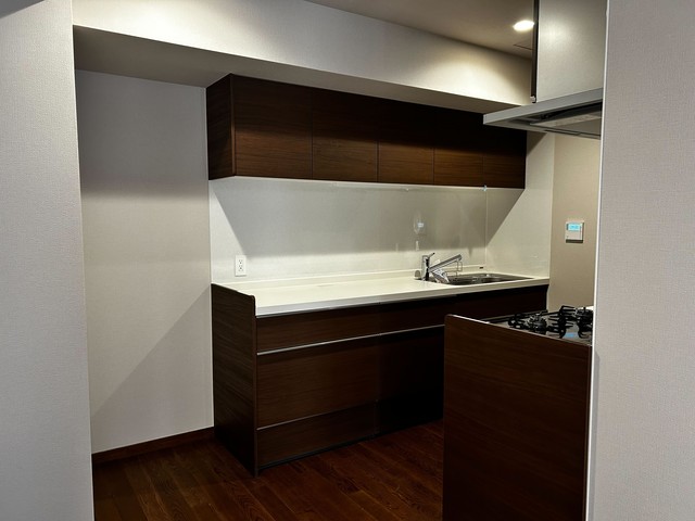 キッチン　※写真は同タイプ住戸です。