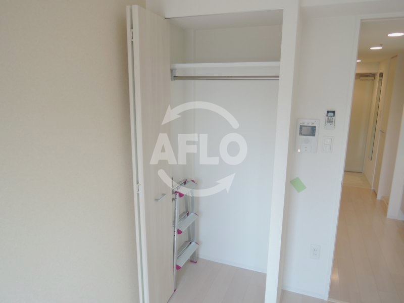 収納　ラシュレエグゼ天王寺　クローゼット