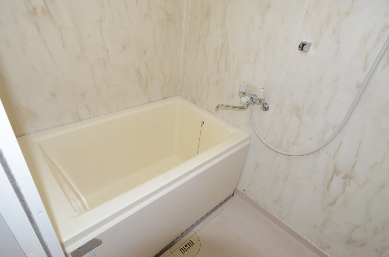 バス・シャワールーム　バストイレセパレートタイプでオススメ♪