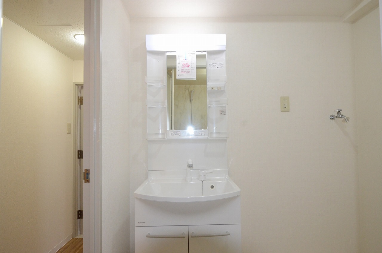 洗面設備　洗髪洗面化粧台付き♪