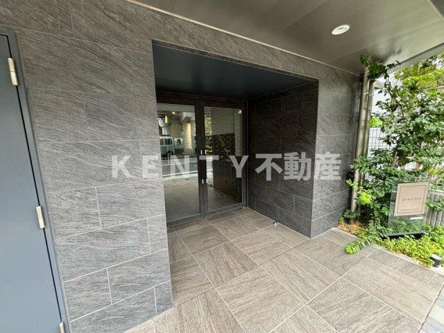 エントランス　建物の内部です