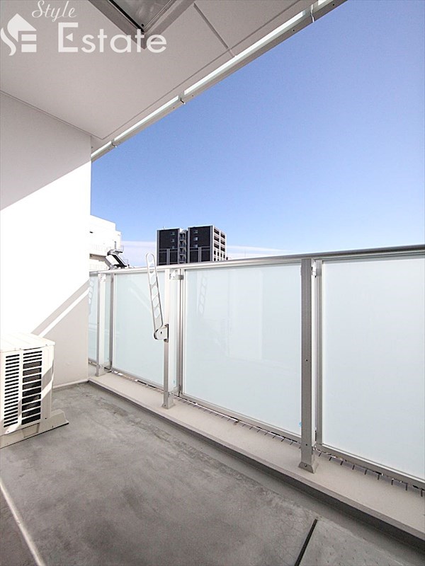 バルコニー　バルコニー