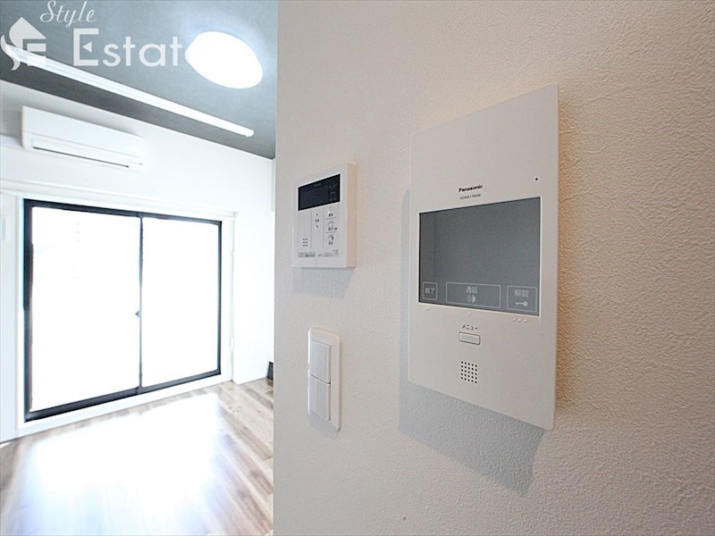 セキュリティ　モニター付きインターホン