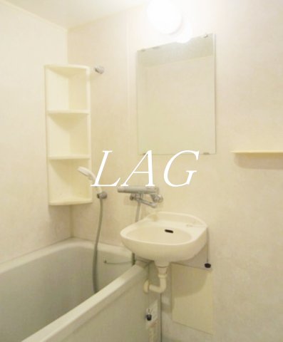 バス・シャワールーム　お風呂です。