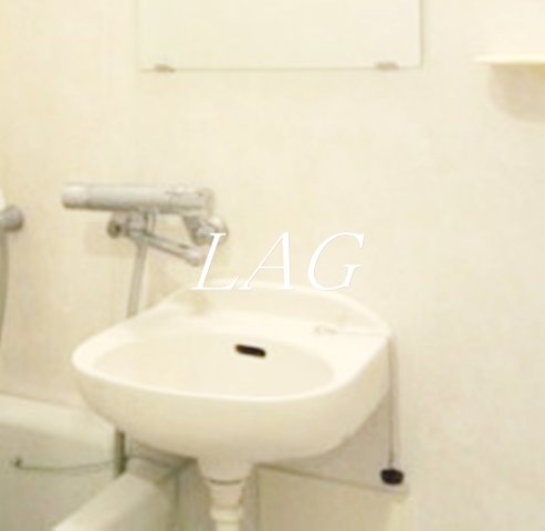 洗面設備　洗面台です。