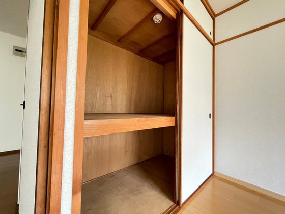 収納　※別部屋の写真です