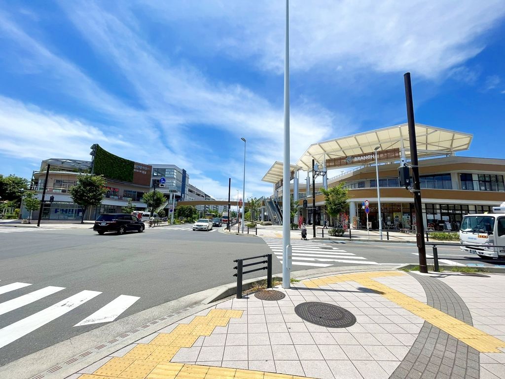 ショッピングセンター　BRANCH茅ヶ崎（ショッピングセンター）まで1300m