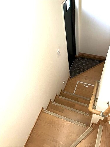 その他　階段　※2026年3月撮影