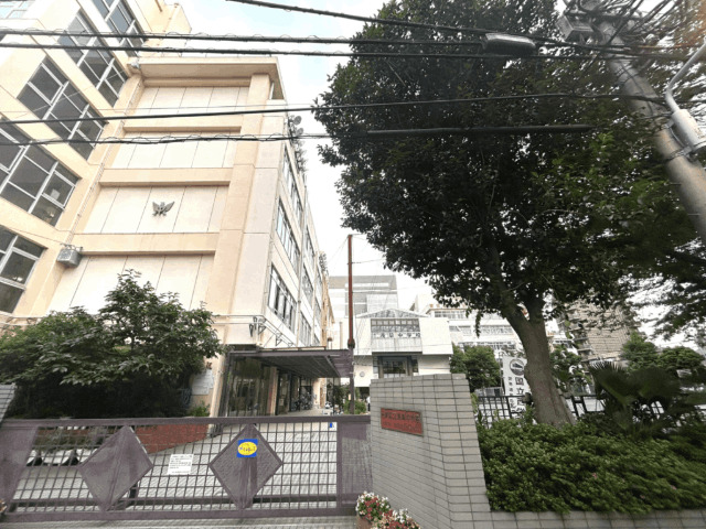 中学校　台東区立浅草中学校（中学校）まで2320m