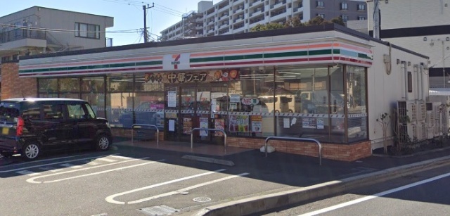 コンビニ　セブンイレブン鎌倉岩瀬店（コンビニ）まで542m