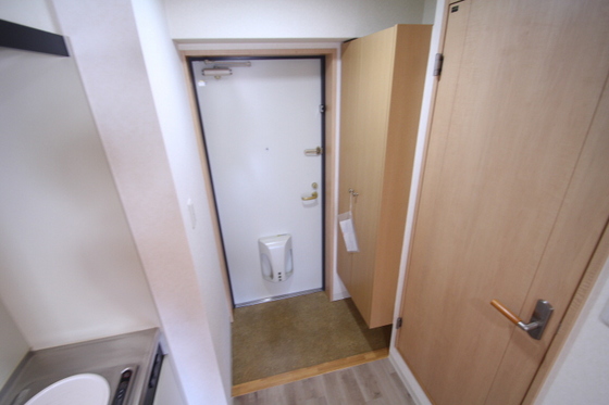 玄関　※別部屋の写真です