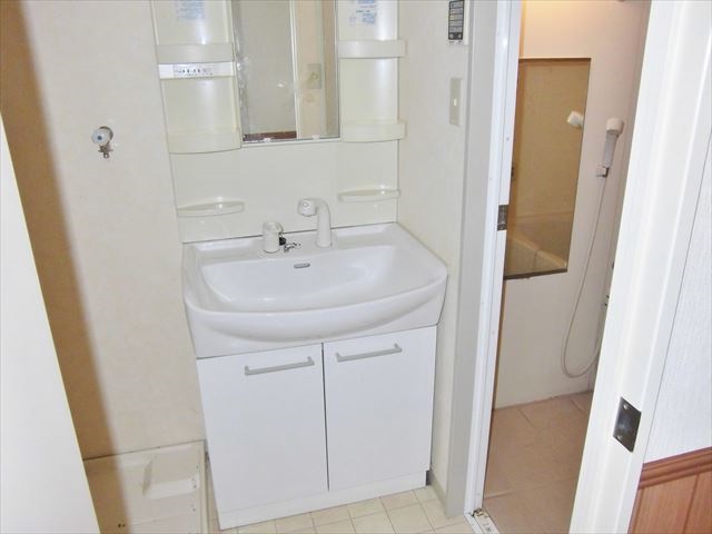 洗面設備　忙しい朝には欠かせない洗面所です♪