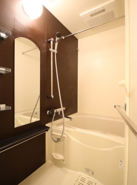 バス・シャワールーム　別号室参照写真