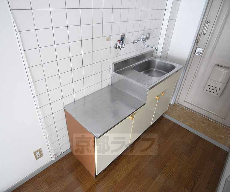 キッチン　２口コンロ設置可能です。