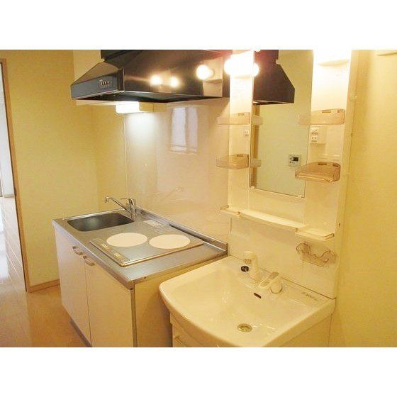 洗面設備　シャンプードレッサー