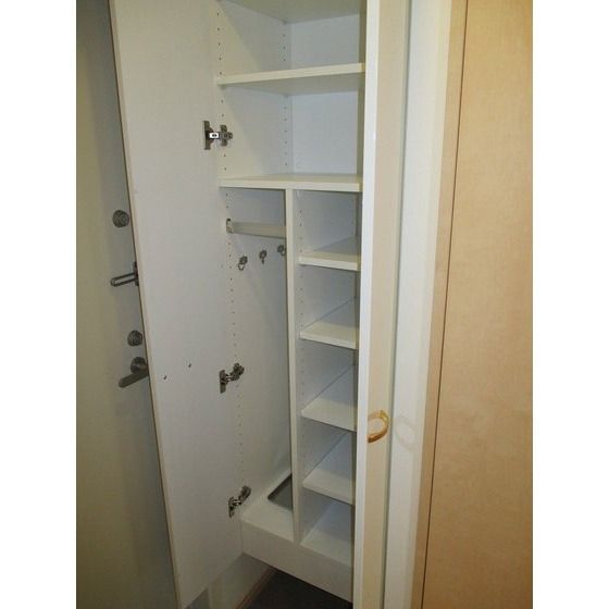 玄関　シューズボックス