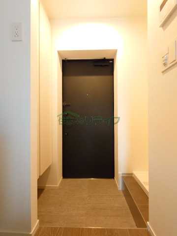 玄関　リライフ下北沢店