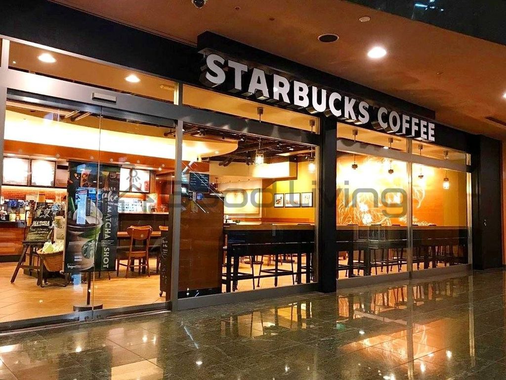 飲食店　スターバックスコーヒーキャナルシティ博多店（飲食店）まで340m