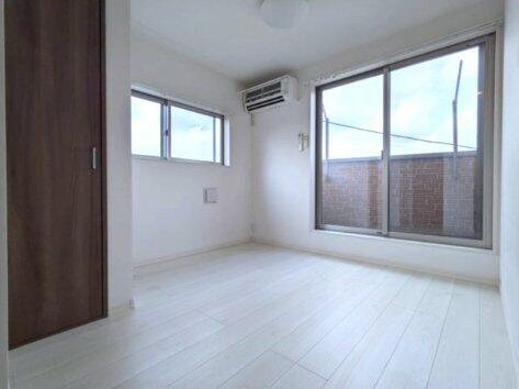 居室・リビング　?