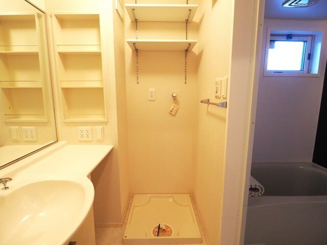 その他　洗濯機置き場