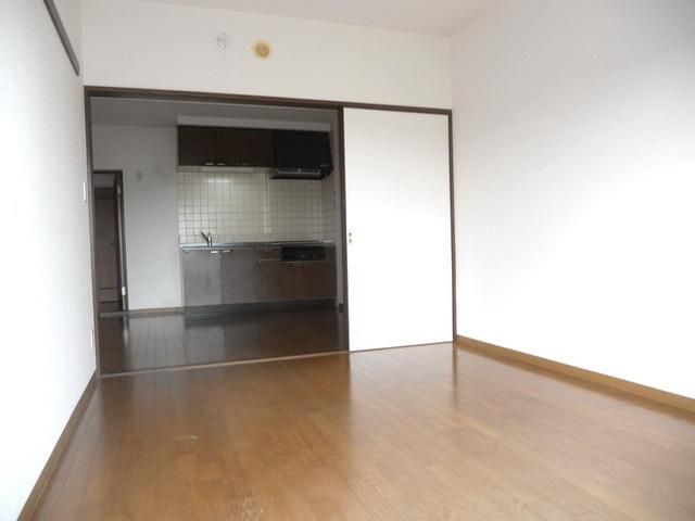 居室・リビング　★お部屋探しはタウンハウジング稲田堤店まで★