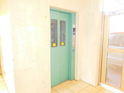 その他　エレベーター