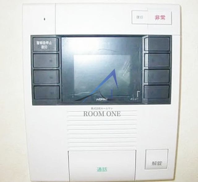 セキュリティ　モニター付きインターホンです。