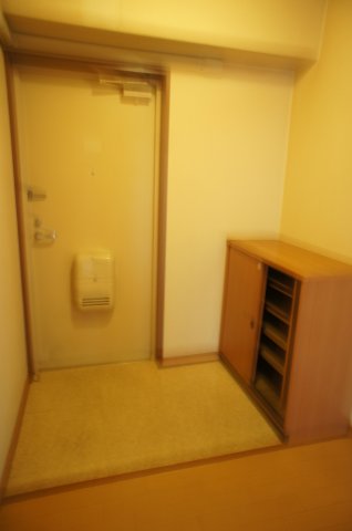 玄関　落ち着いた玄関です