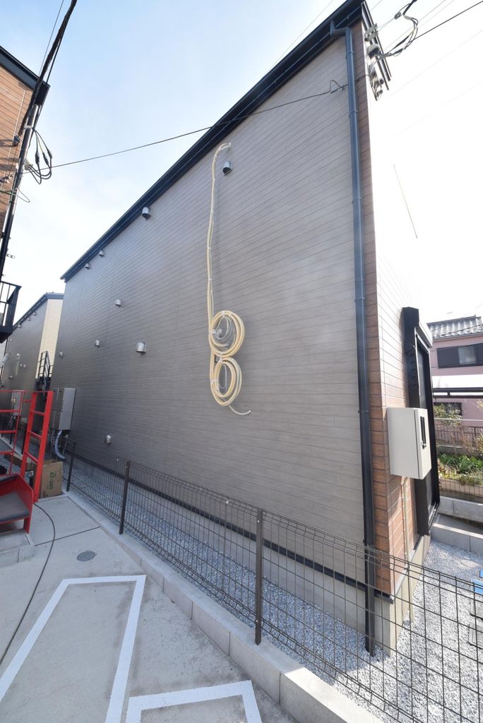 エントランス　駐車場