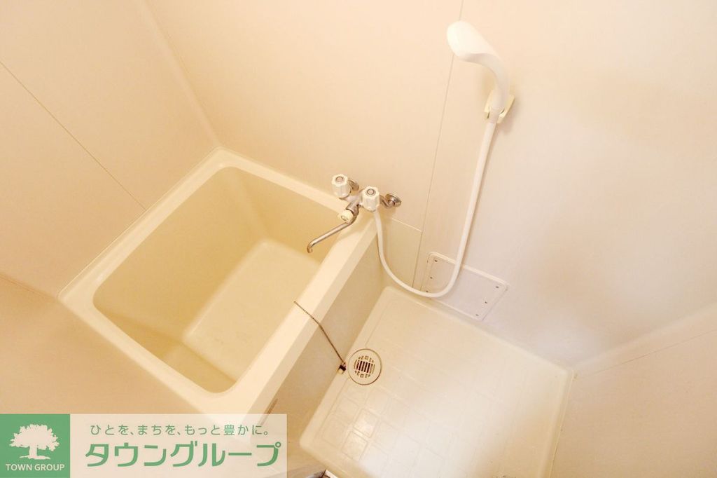 バス・シャワールーム　バス